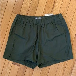 Olive green lounge short